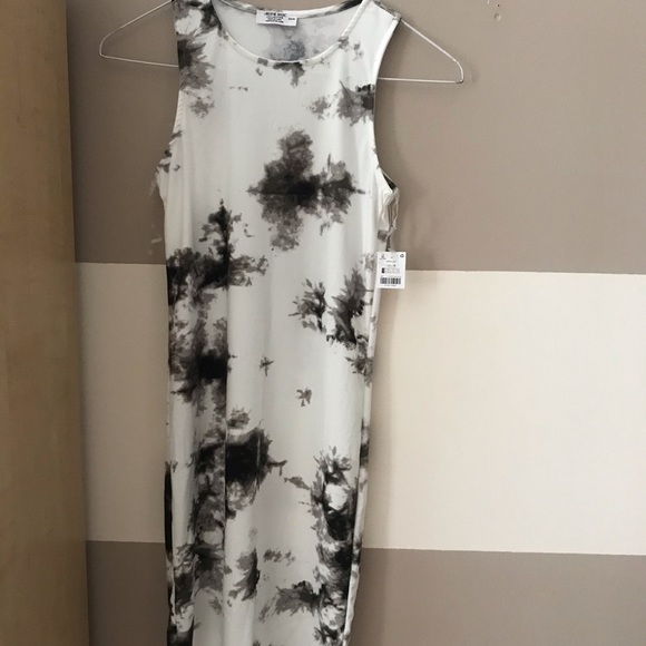 Ardene -Women’s Bodycon Tie-Dye Mini Dress - XS - Picture 3 of 8